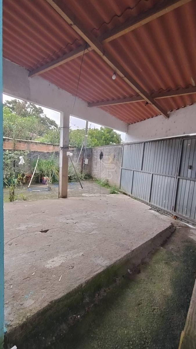 Casa à venda com 3 quartos, 150m² - Planta Araçatuba,Piraquara