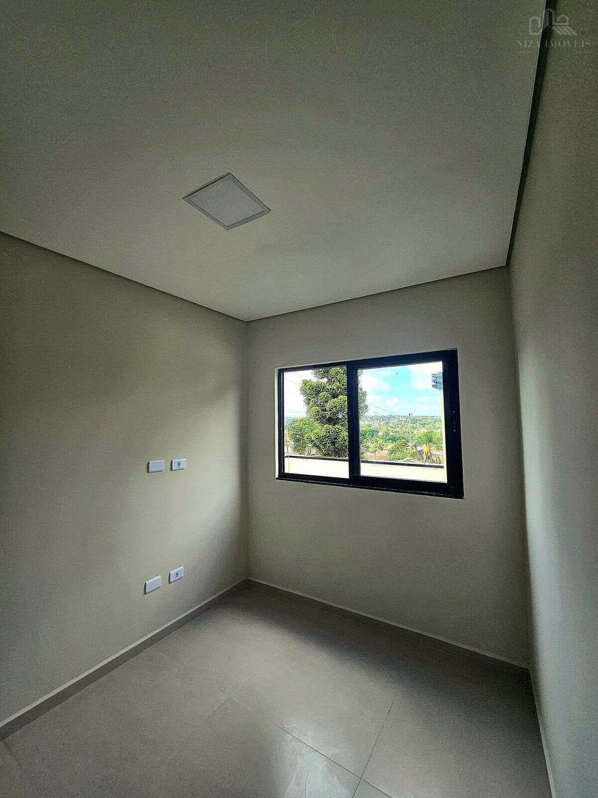  - Sobrado à venda em Piraquara, Vila Rosa, com 3 quartos, 149m²