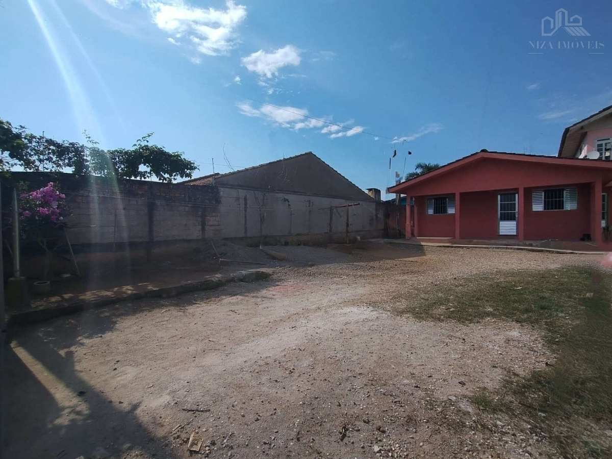 Casa à venda com 3 quartos, 189m² - Vila Santa Maria,Piraquara