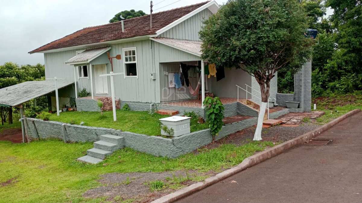 Casa à venda com 4 quartos, 77m² - VILA SESAMO,Xanxerê