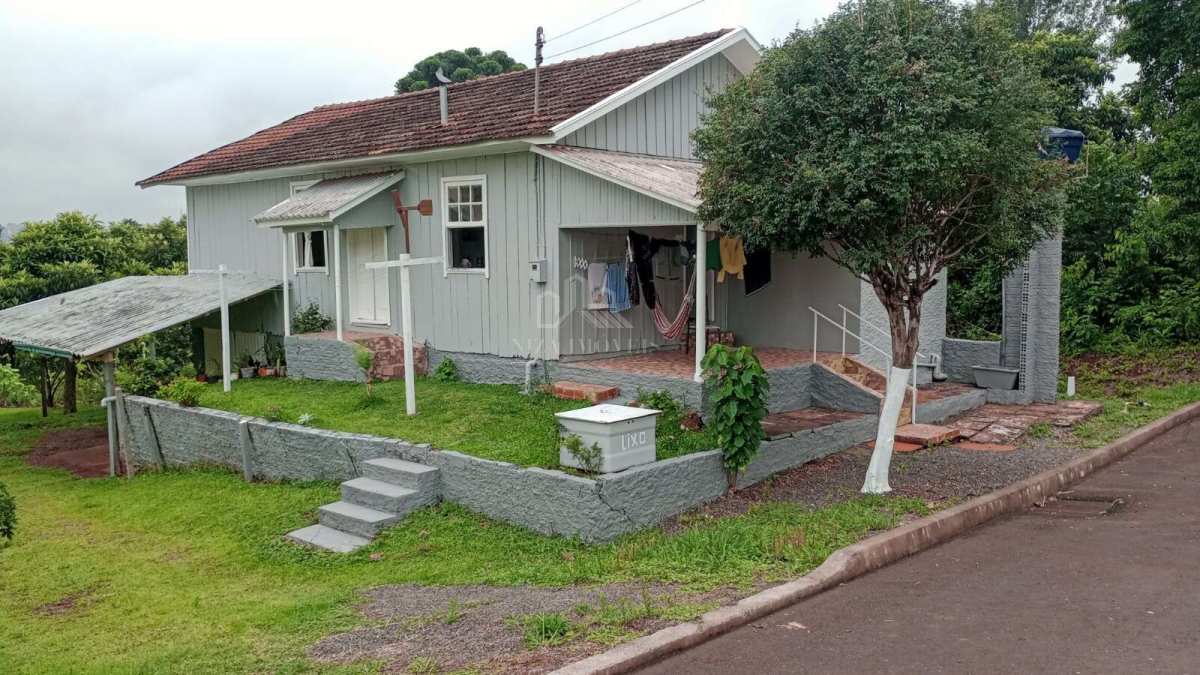 Casa à venda com 4 quartos, 77m² - VILA SESAMO,Xanxerê