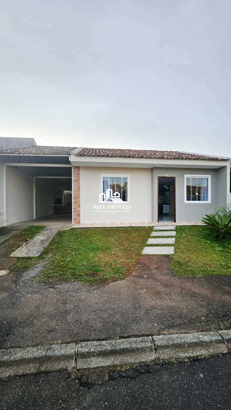 Casa de condomínio à venda em Piraquara, Vila São Tiago, com 3 quartos, 55m² - Niza Imóveis