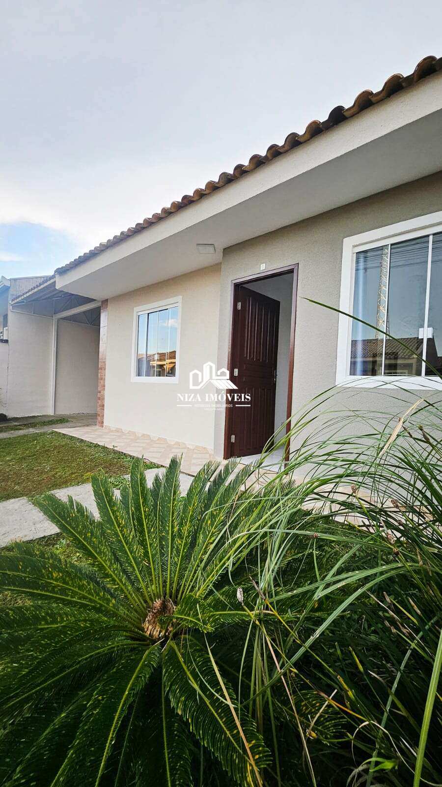  - Casa de condomínio à venda em Piraquara, Vila São Tiago, com 3 quartos, 55m²
