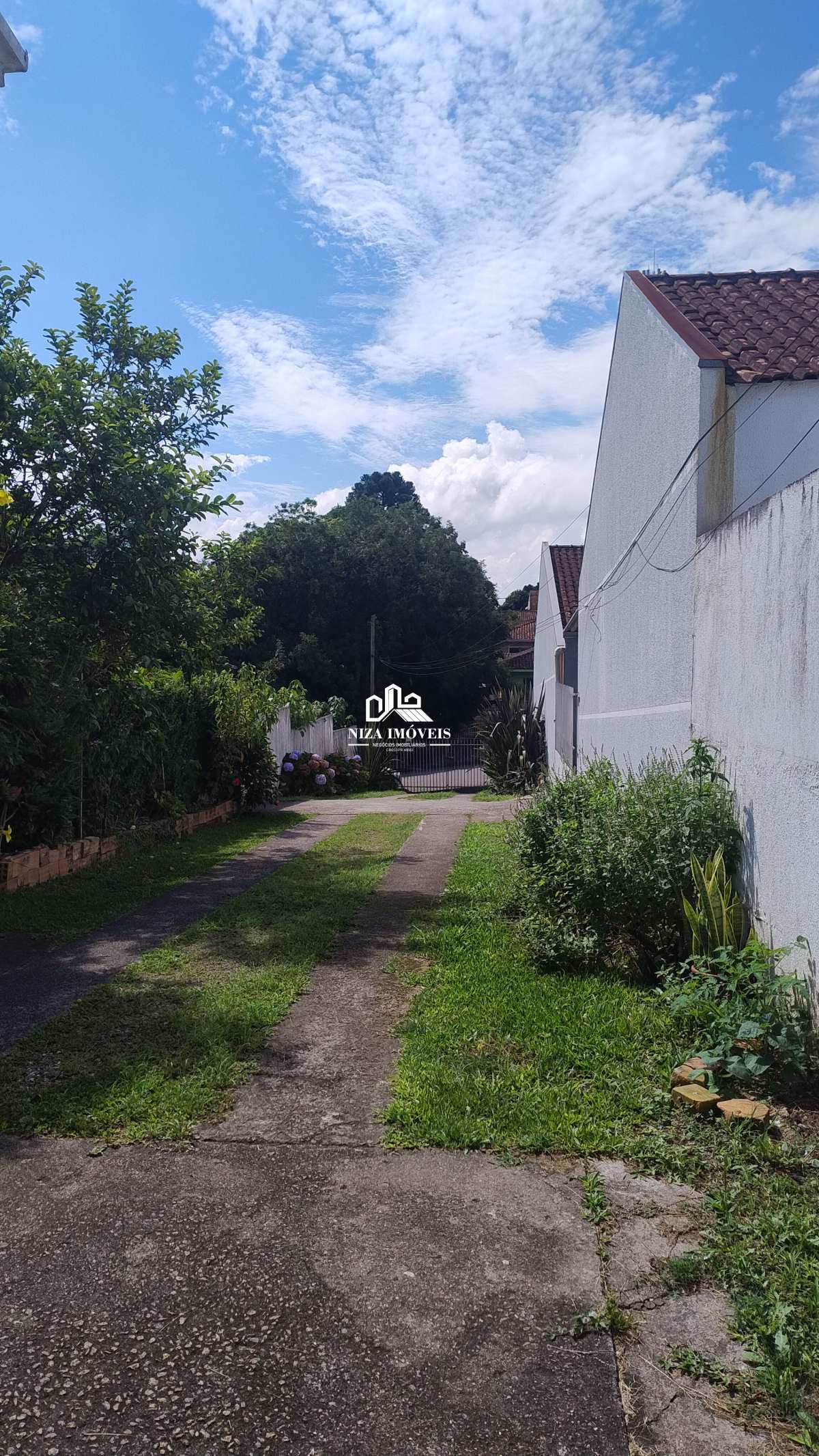 Sobrado em condomínio à venda com 4 quartos - Planta Deodoro,Piraquara